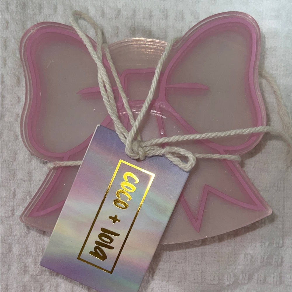 4 Pink Bow-Shaped Coaster Set